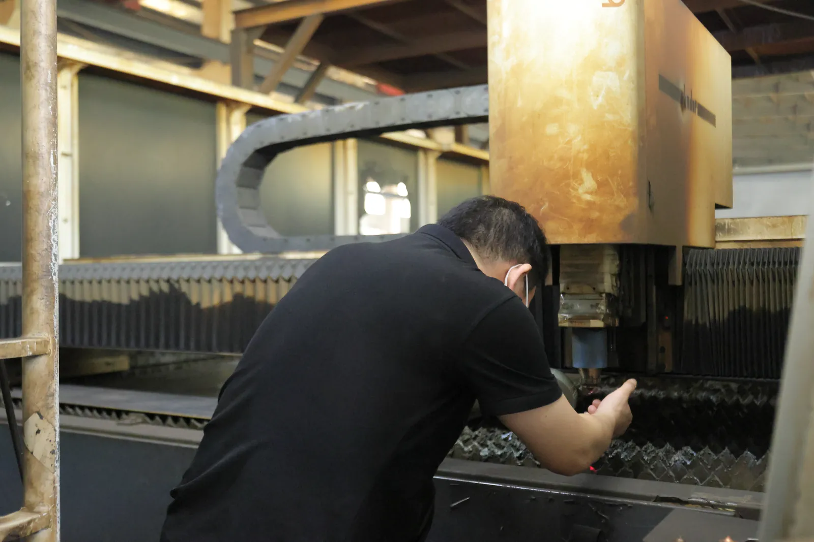Laser cutting in the Laundry Aide production workshop